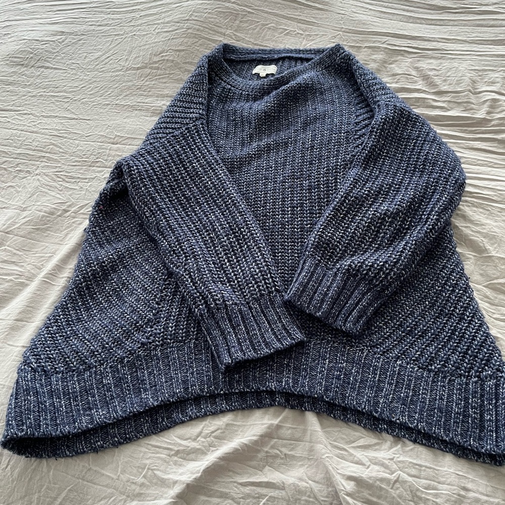 Loft Lou Grey sweater. Xs